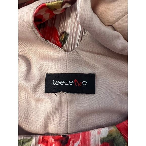 FLORAL SLEEVELESS COCKTAIL DRESS Crochet Knee Length Satiny Feminine - Picture 8 of 12